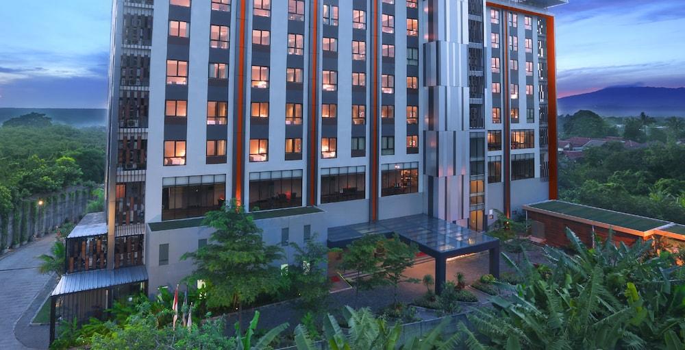 Hotel Harper Purwakarta By Aston Extérieur photo