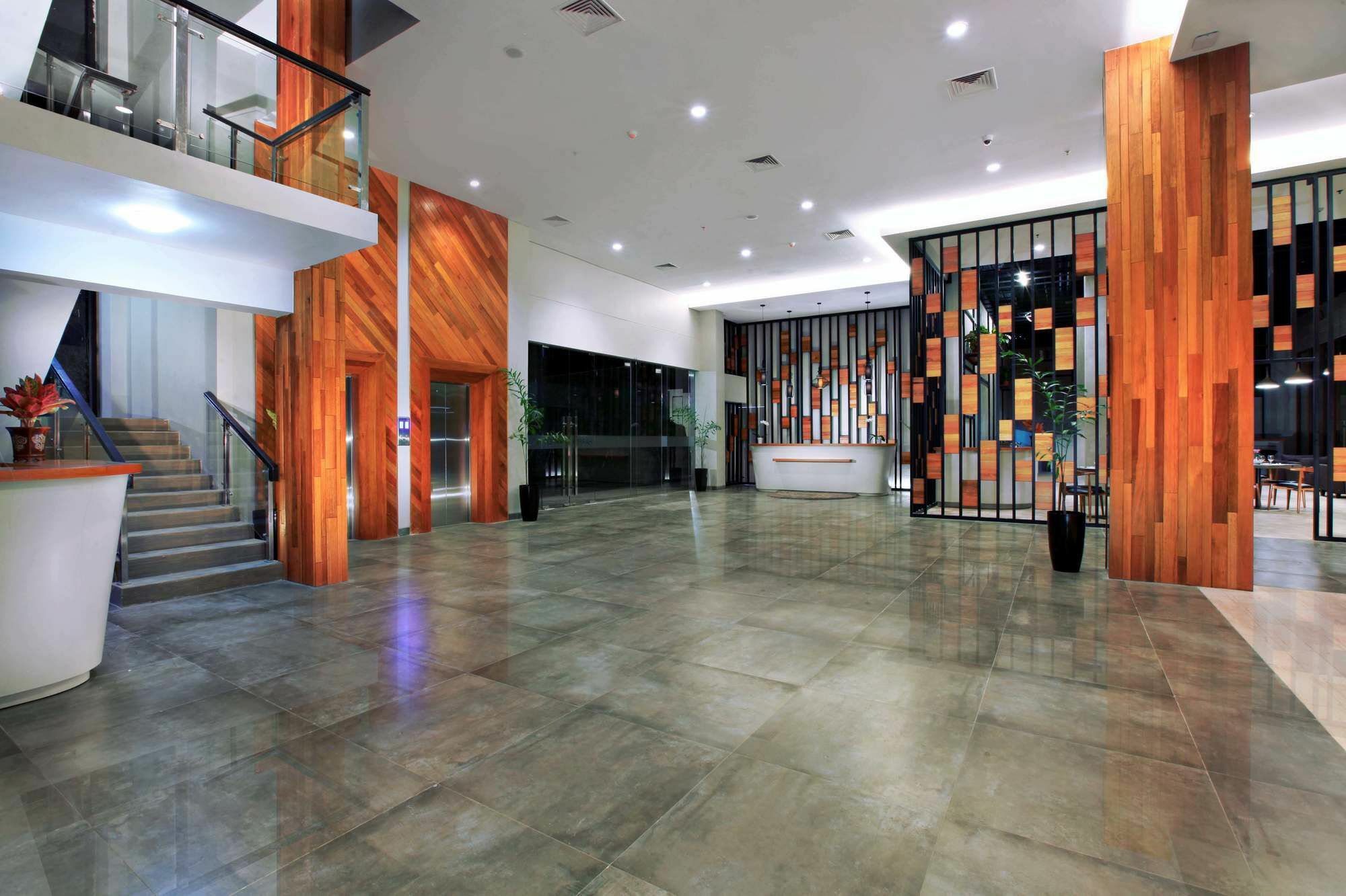 Hotel Harper Purwakarta By Aston Extérieur photo